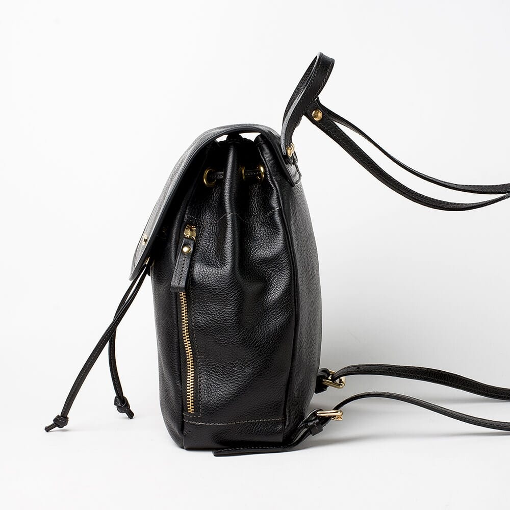 Black leather backpack Chiarugi by Original Tuscany Made in Black leather backpack Chiarugi by Original Tuscany Made in