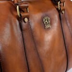 Cerebrum deur Ounce Travel bag in aged calf leather San Gimignano Made in Italy Pratesi