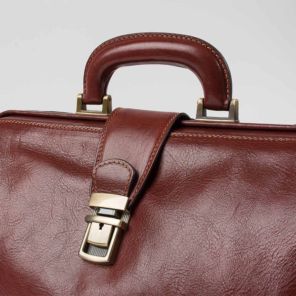 人気商品ランキング Brown Leather Doctor Bag Masaccio Ponte Vecchio by Original バッグ